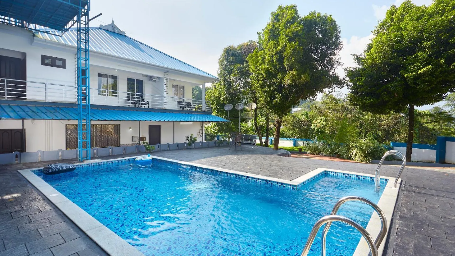 Cinnamon Stay Munnar